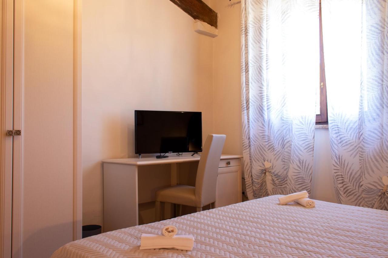 Hotel Casale San Sabino Spoleto Esterno foto